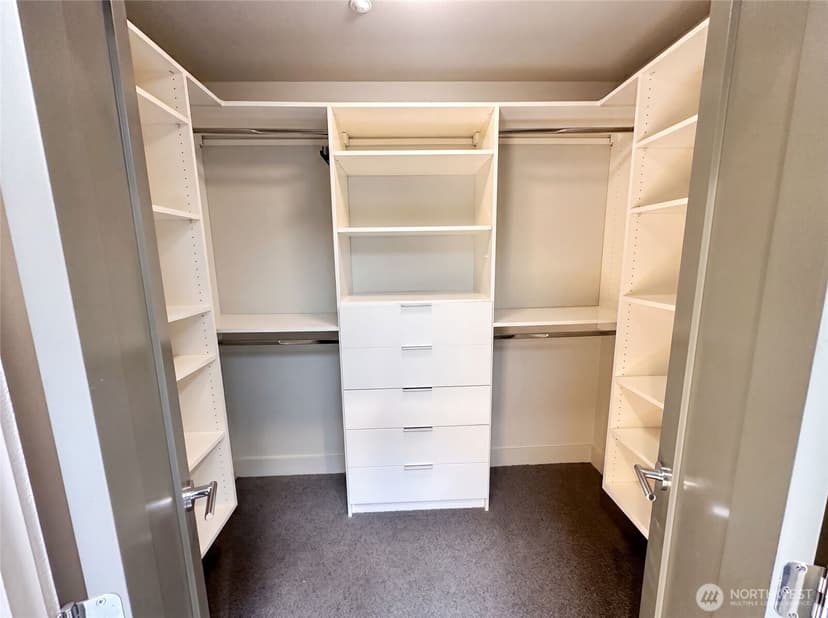 Property photo for 2325 Harbor Avenue SW #B2, Seattle photo 11