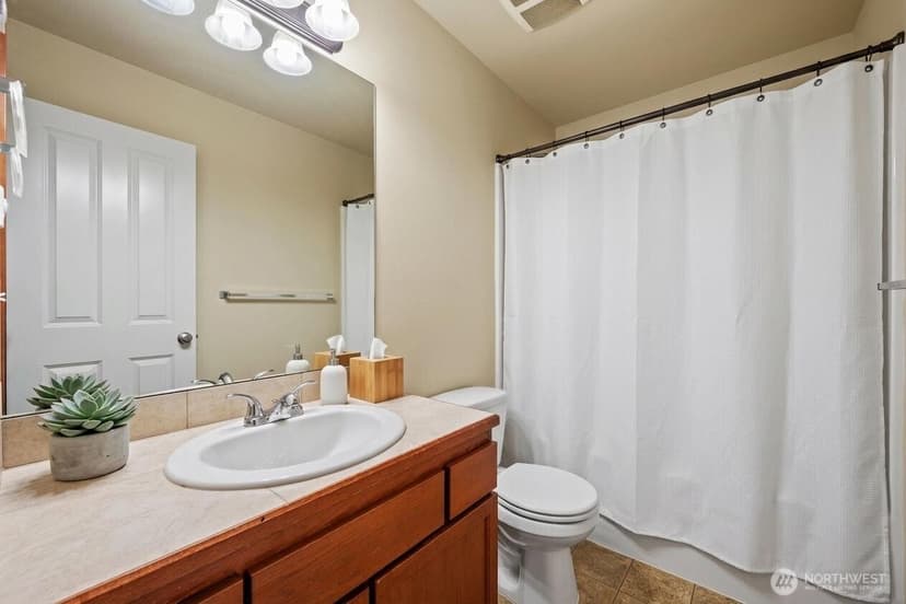 Property photo for 9237 11th Place NE #A, Lake Stevens photo 21
