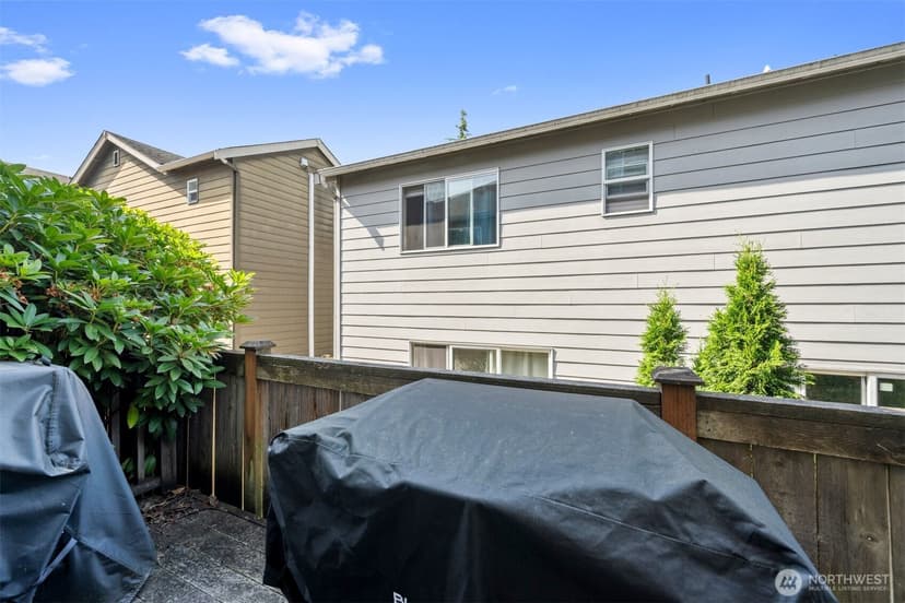 Property photo for 9237 11th Place NE #A, Lake Stevens photo 23