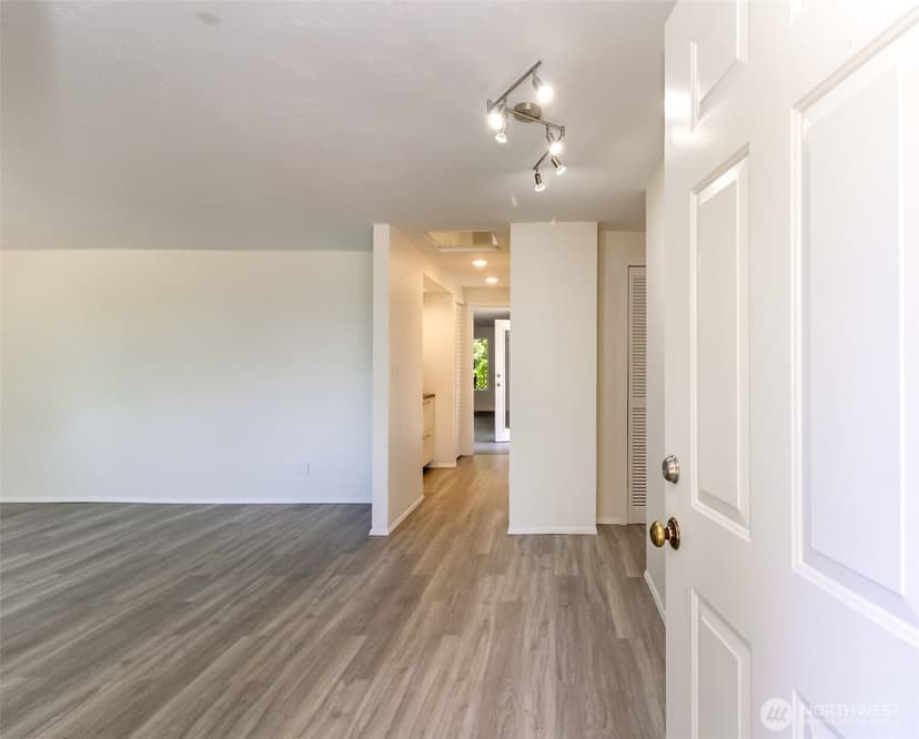 Property photo for 4751 S 172nd Place, SeaTac photo 8