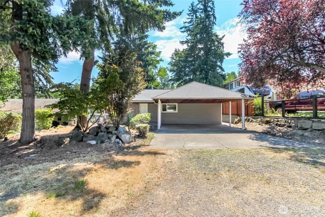 Property photo for 4751 S 172nd Place, SeaTac photo 2