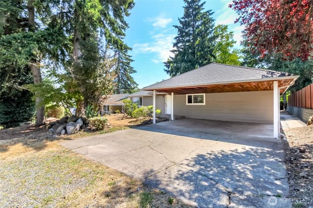 Property photo for 4751 S 172nd Place, SeaTac photo 3