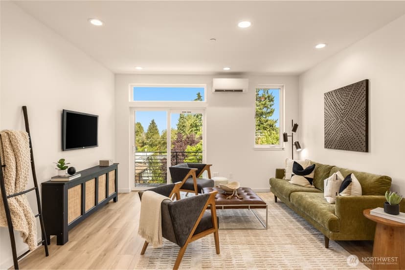 Property photo for 1914 D Ferry Avenue SW, Seattle photo 4