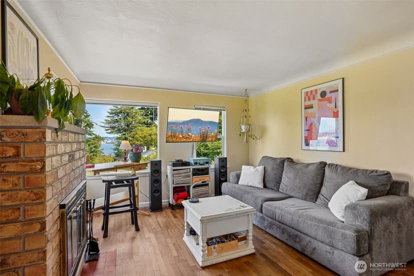 Property photo for 215 Farragut Ave, Port Orchard photo 7