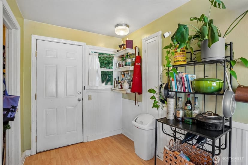 Property photo for 215 Farragut Ave, Port Orchard photo 20