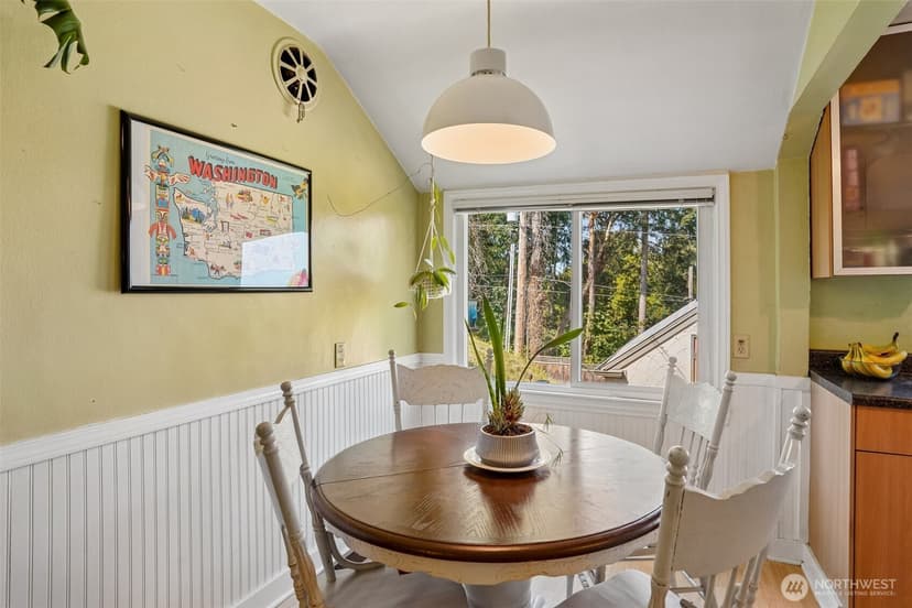 Property photo for 215 Farragut Ave, Port Orchard photo 19