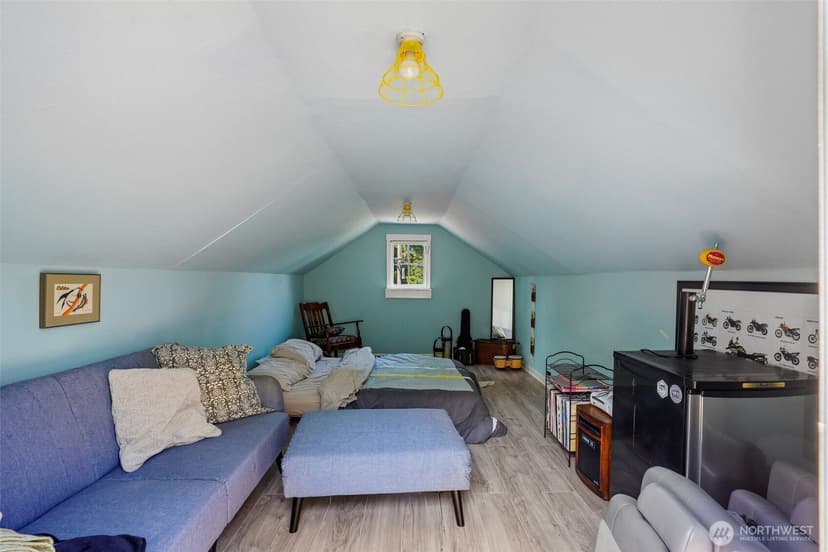 Property photo for 215 Farragut Ave, Port Orchard photo 28