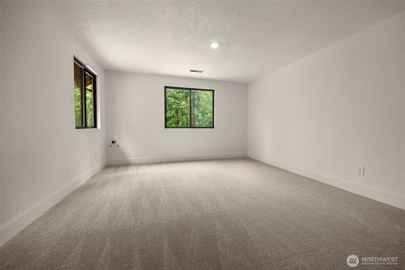 Property photo for 19217 SE 62nd Place, Issaquah photo 22