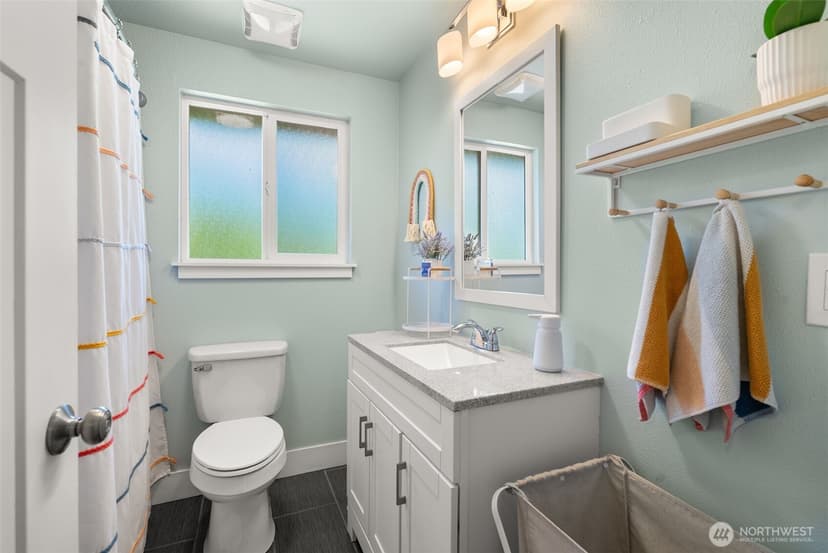 Property photo for 5519 43rd Avenue E, Tacoma photo 21