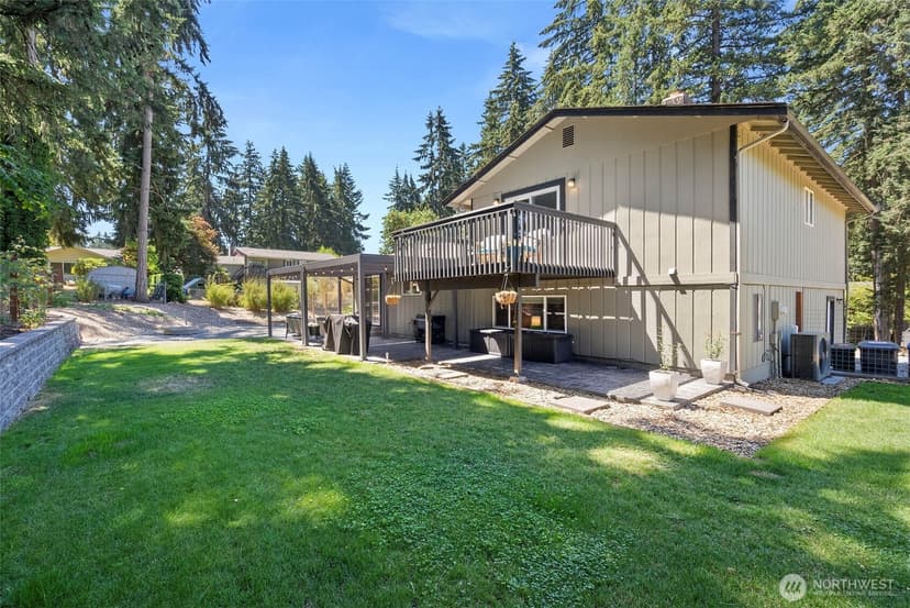 Property photo for 5519 43rd Avenue E, Tacoma photo 31