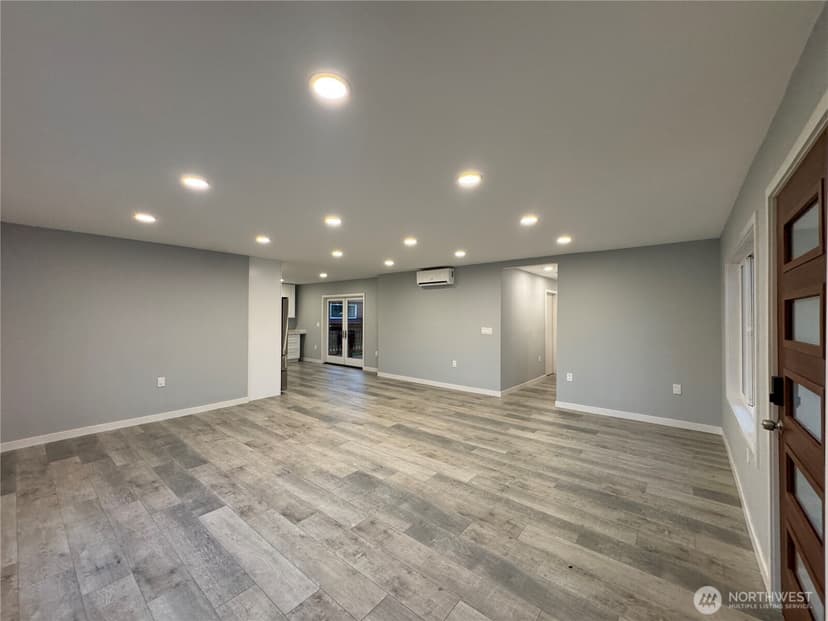Property photo for 5523 S Leo Street, Seattle photo 6