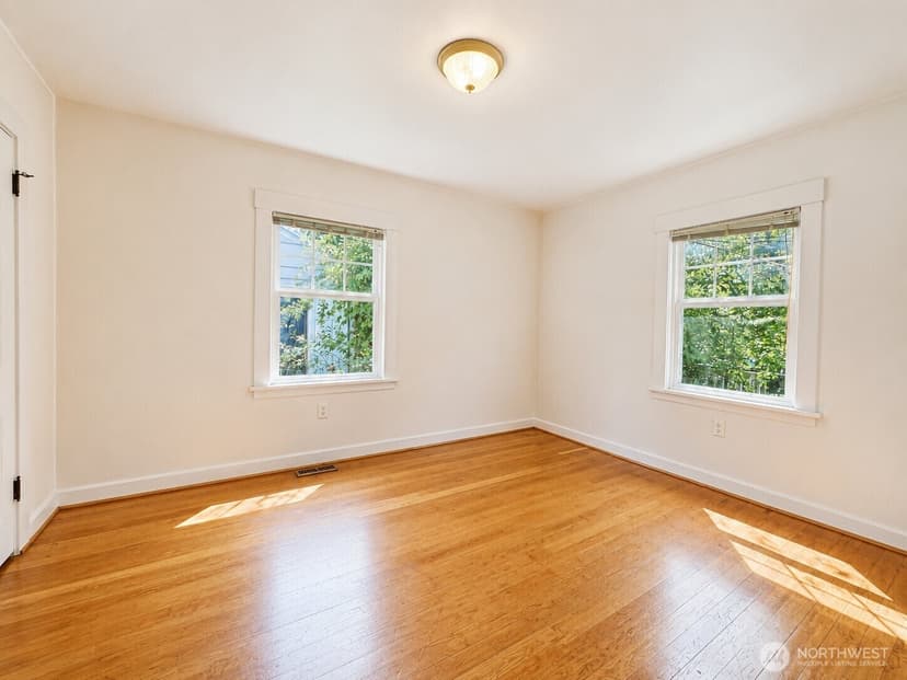 Property photo for 11711 82nd Avenue S, Seattle photo 15