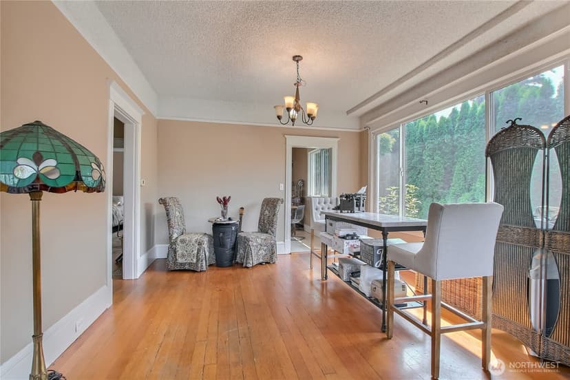 Property photo for 916 23rd Avenue S, Seattle photo 3