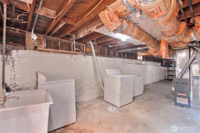 Property photo for 916 23rd Avenue S, Seattle photo 11