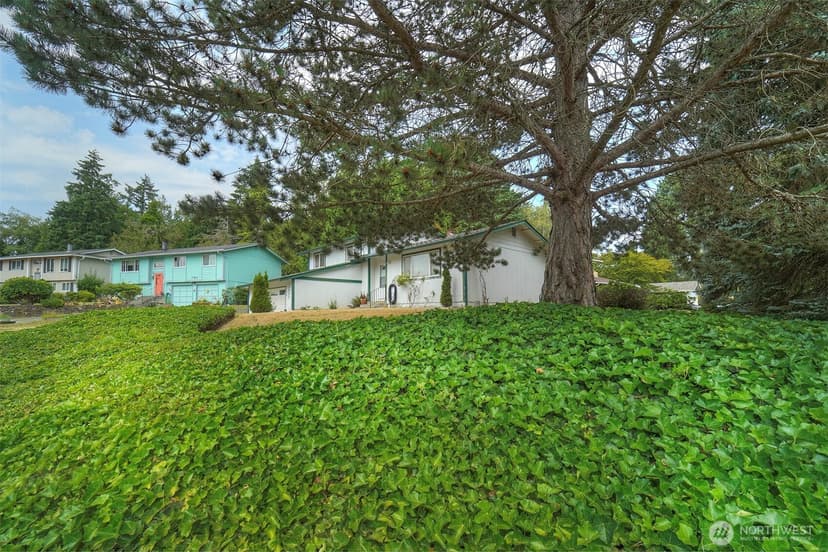 Property photo for 7085 Thebes Street NE, Bremerton photo 4