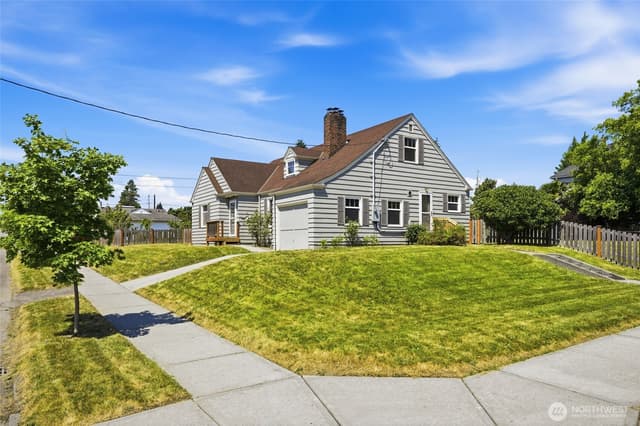 Property photo for 3119 25th Street, Everett photo 2