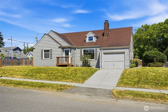 Property photo for 3119 25th Street, Everett