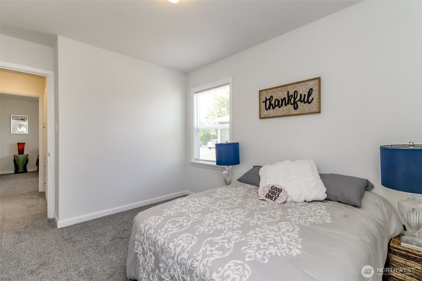 Property photo for 921 E 58th Street, Tacoma photo 10
