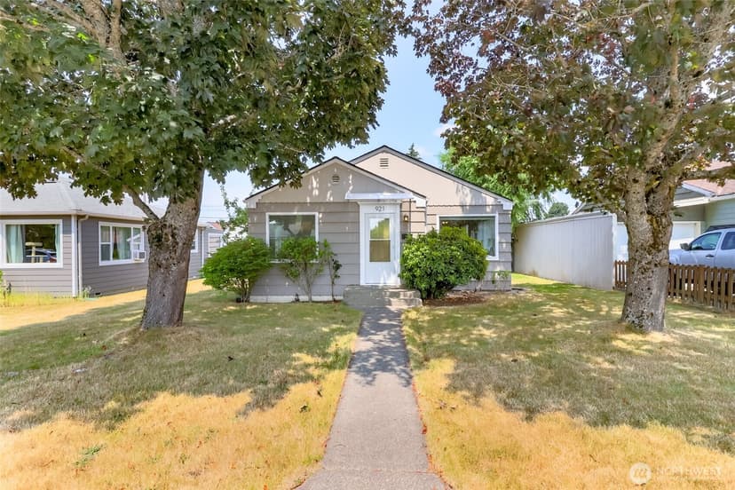Property photo for 921 E 58th Street, Tacoma