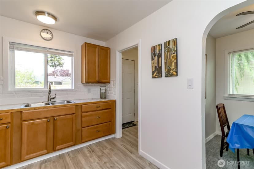 Property photo for 921 E 58th Street, Tacoma photo 18