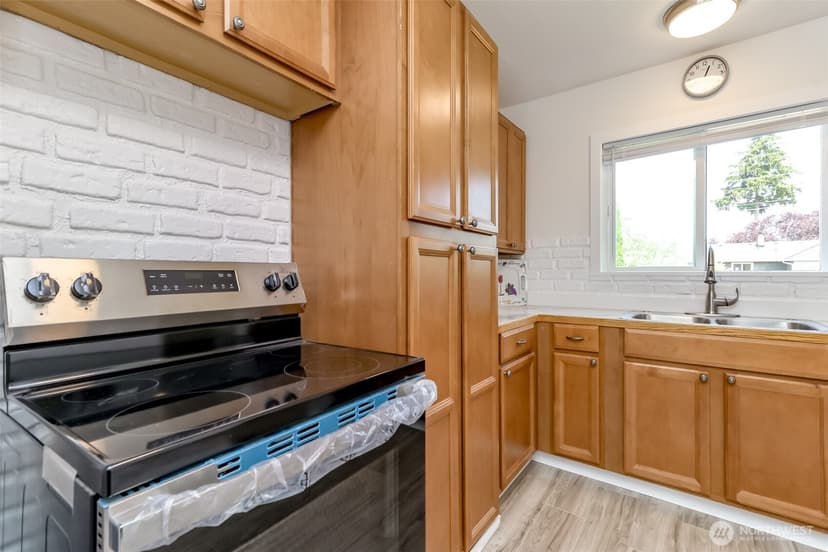 Property photo for 921 E 58th Street, Tacoma photo 13