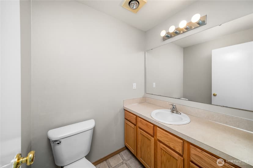 Property photo for 4060 E Spokane Street, Tacoma photo 23