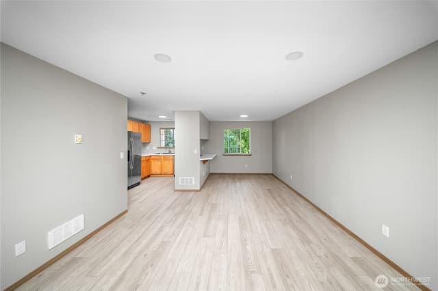 Property photo for 4060 E Spokane Street, Tacoma photo 5