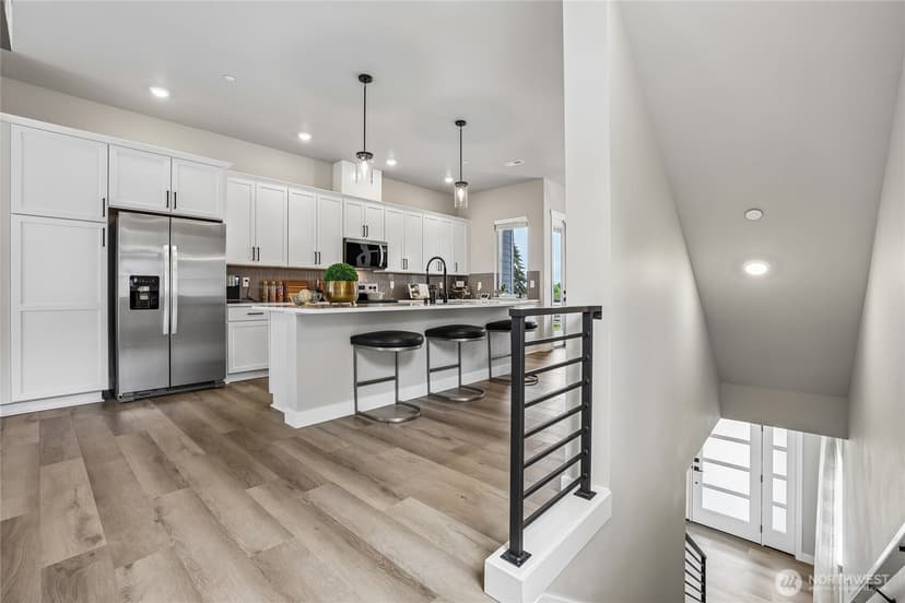 Property photo for 6609 S 128th Street, Seattle photo 11