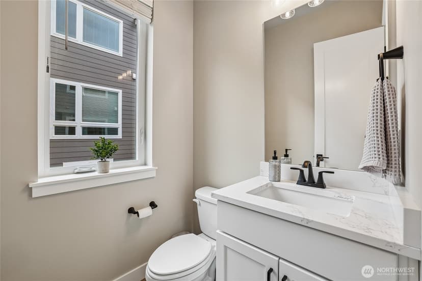 Property photo for 6609 S 128th Street, Seattle photo 13