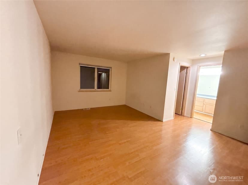 Property photo for 12531 81st Place NE, Kirkland photo 11