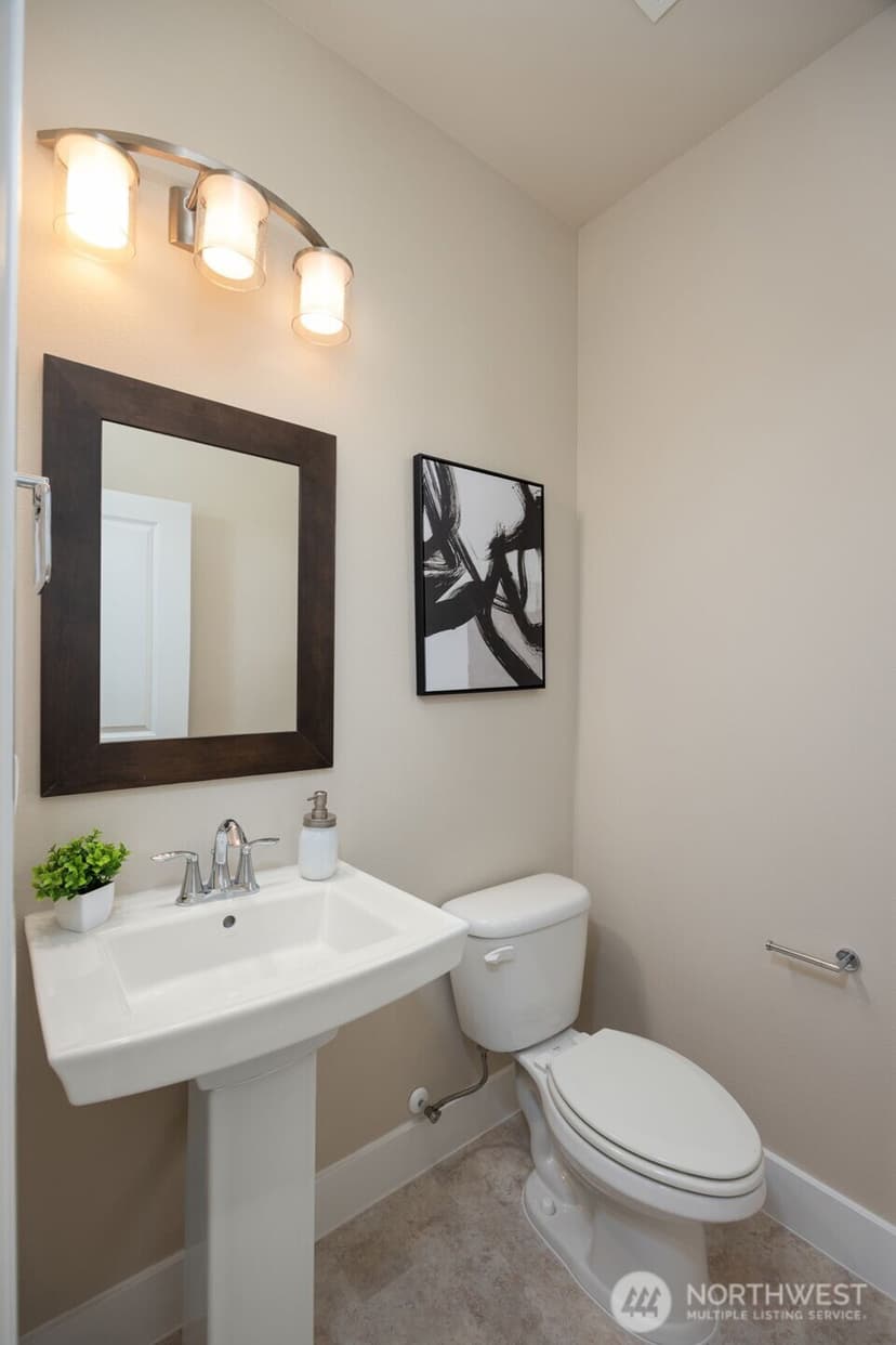 Property photo for 14805 16th Avenue W, Lynnwood photo 22