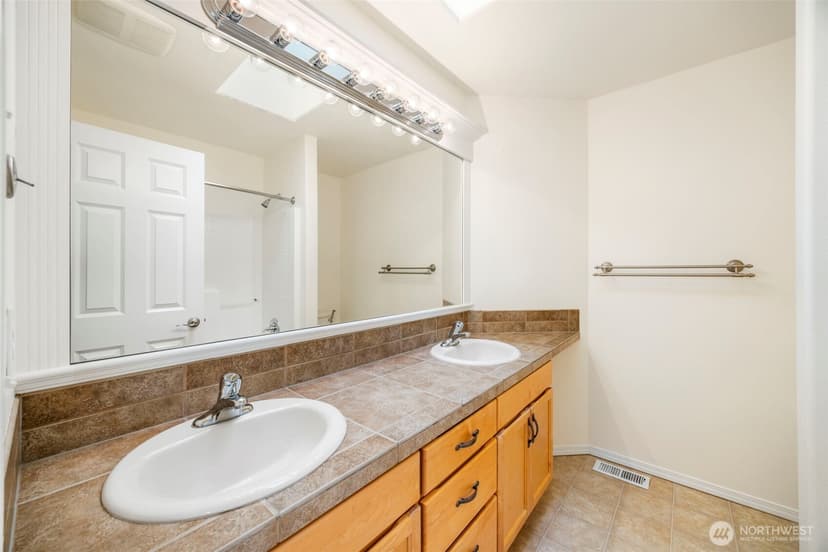 Property photo for 17729 11th Place W, Lynnwood photo 30