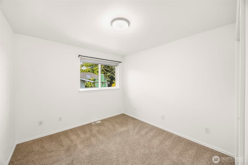 Property photo for 17729 11th Place W, Lynnwood photo 18