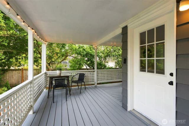 Property photo for 8121 11th Avenue SW, Seattle photo 3