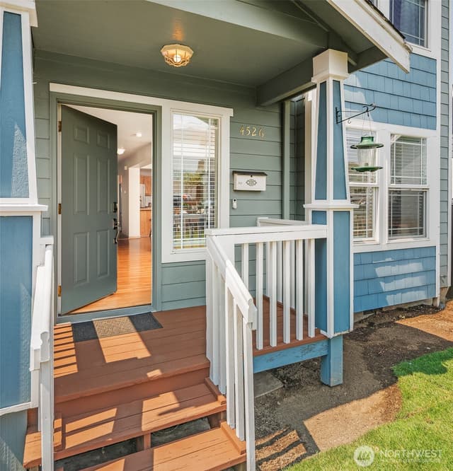 Property photo for 4526 S Warner, Tacoma photo 3