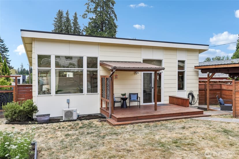 Property photo for 8820 24th Avenue SW, Seattle photo 26