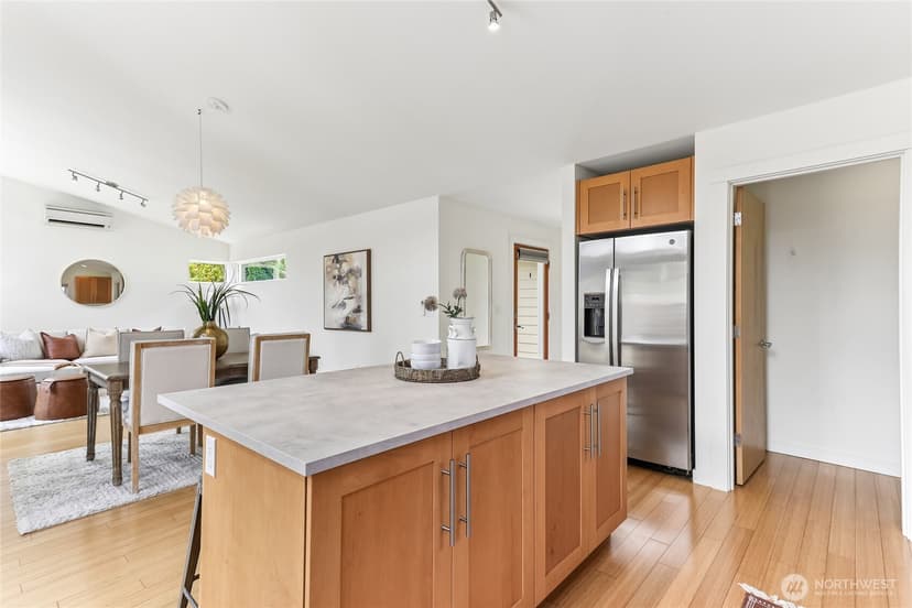 Property photo for 8820 24th Avenue SW, Seattle photo 13