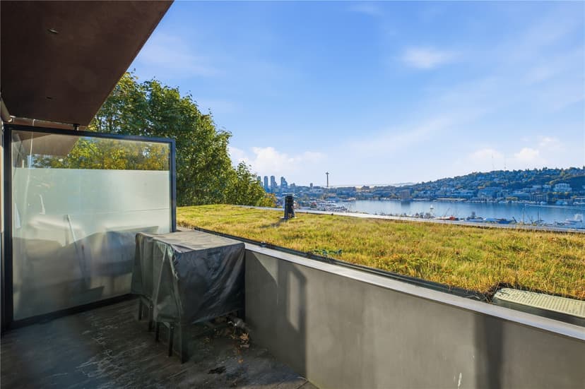 Property photo for 812 E Blaine St, Seattle photo 20