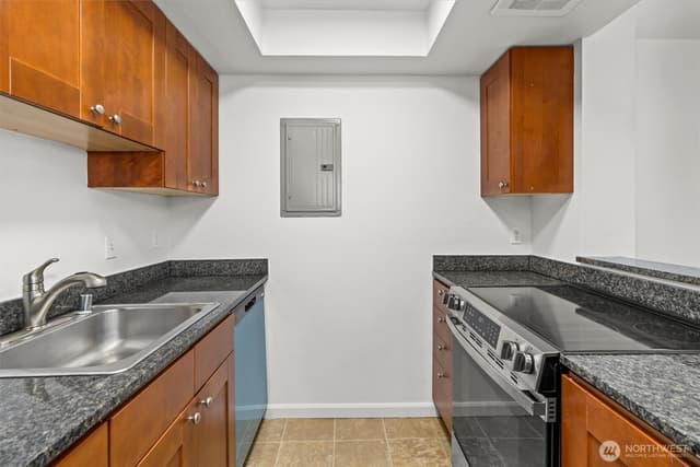 Property photo for 14665 NE 34th St #B21, Bellevue photo 3