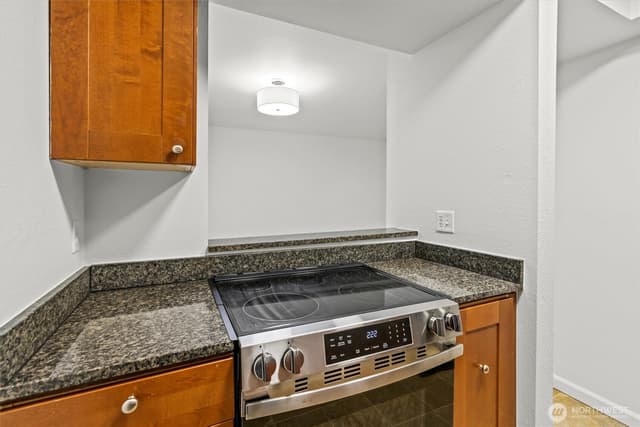 Property photo for 14665 NE 34th St #B21, Bellevue photo 4
