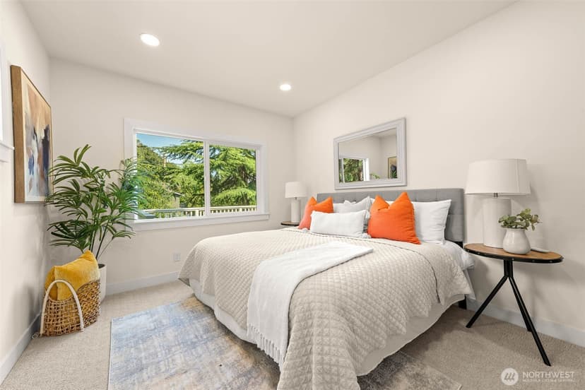 Property photo for 520 30th Avenue E, Seattle photo 14