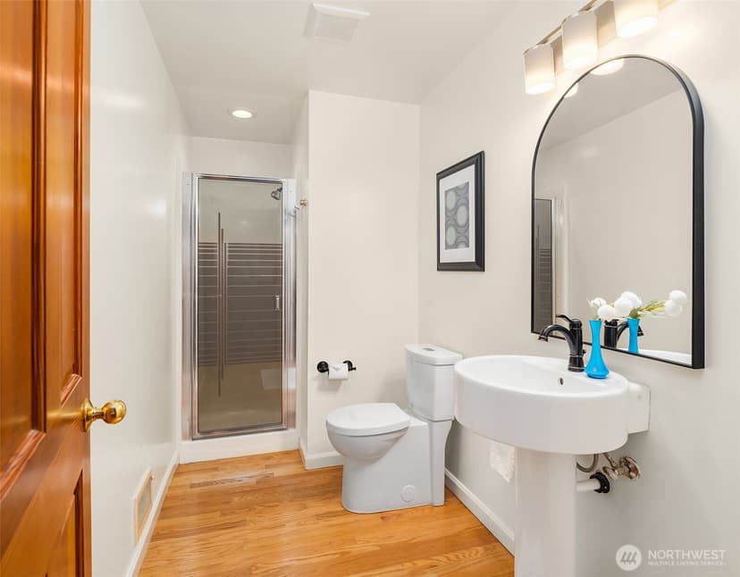 Property photo for 604 SW 206th Street, Normandy Park photo 14