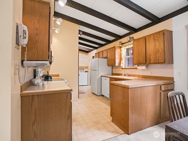 Property photo for 16632 15th Avenue SW, Seattle photo 19
