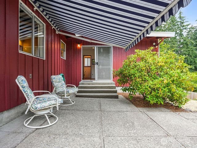 Property photo for 16632 15th Avenue SW, Seattle photo 32