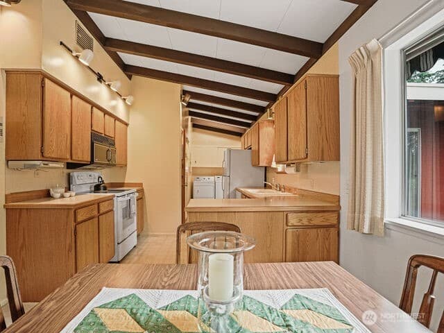 Property photo for 16632 15th Avenue SW, Seattle photo 20