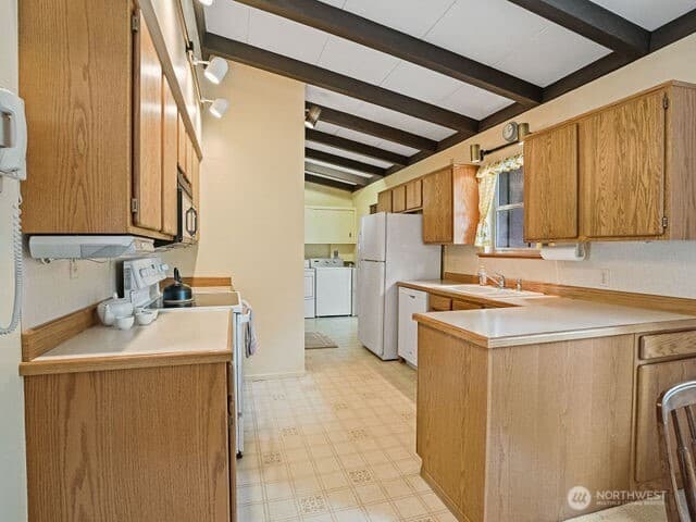 Property photo for 16632 15th Avenue SW, Seattle photo 23