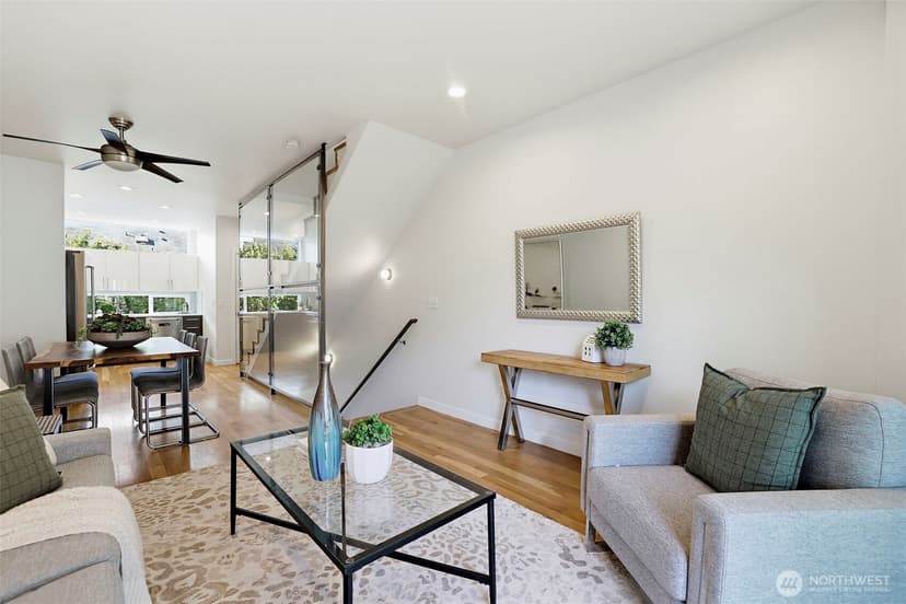 Property photo for 4300 SW Willow Street ##E, Seattle photo 6