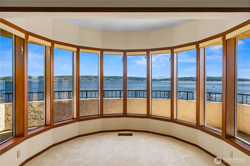 Property photo for 6669 N NE Windermere Road, Seattle photo 19