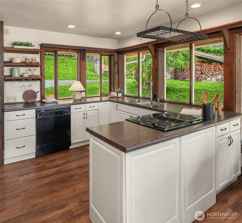 Property photo for 21324 Tramp Harbor Road SW, Vashon photo 14