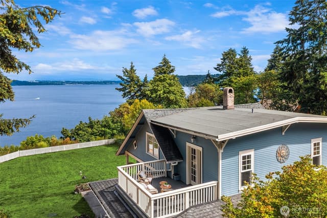 Property photo for 21324 Tramp Harbor Road SW, Vashon photo 2